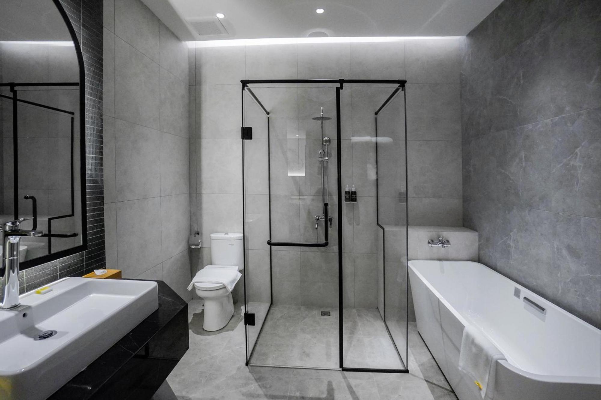 נגויה Yello Hotel Harbour Bay מראה חיצוני תמונה